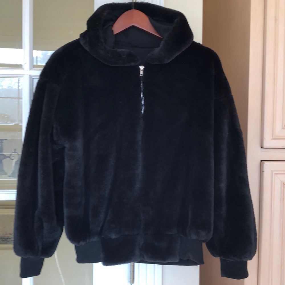 Black faux fur hoodie jacket coat